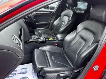 Audi A4 2.0 TDI Black Edition S Tronic quattro Euro 5 (s/s) 4dr