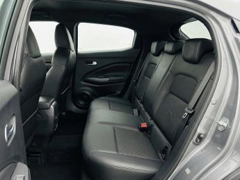 Nissan Juke 1.6 N-Connecta Auto Euro 6 5dr