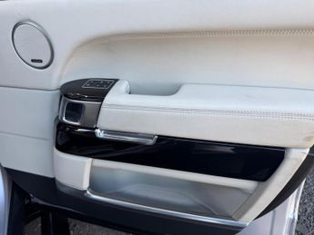 Land Rover Range Rover 4.4 SD V8 Autobiography Auto 4WD Euro 5 5dr