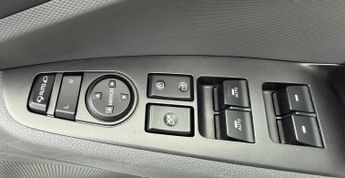 Hyundai IONIQ 1.6 h-GDi Premium SE DCT Euro 6 (s/s) 5dr