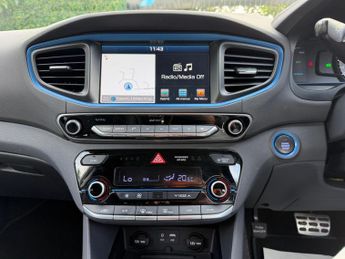 Hyundai IONIQ 1.6 h-GDi Premium SE DCT Euro 6 (s/s) 5dr