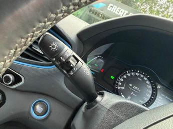 Hyundai IONIQ 1.6 h-GDi Premium SE DCT Euro 6 (s/s) 5dr