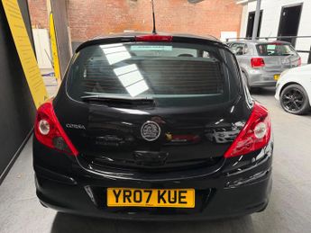 Vauxhall Corsa 1.2i 16v Club 3dr