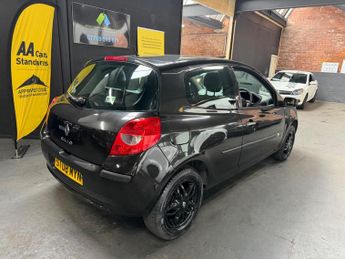 Renault Clio 1.2 16v Expression 3dr