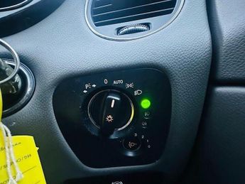 Mercedes-Benz CLS 3.0 CLS320 CDI Coupe 7G-Tronic 4dr