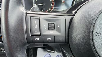 Nissan Qashqai 1.3 DIG-T MHEV Acenta Premium XTRON Euro 6 (s/s) 5dr