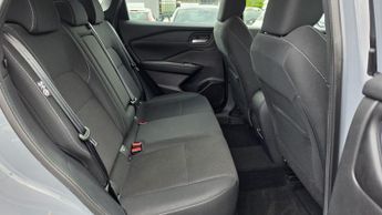Nissan Qashqai 1.3 DIG-T MHEV Acenta Premium XTRON Euro 6 (s/s) 5dr