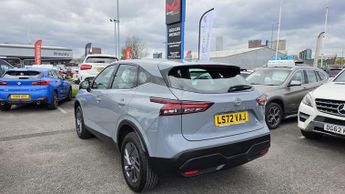 Nissan Qashqai 1.3 DIG-T MHEV Acenta Premium XTRON Euro 6 (s/s) 5dr