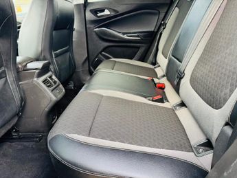 Vauxhall Grandland X 1.6 Turbo D BlueInjection Tech Line Nav Auto Euro 6 (s/s) 5dr