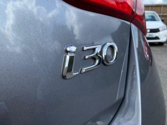 Hyundai i30 1.6 CRDi Blue Drive Active Euro 5 (s/s) 5dr