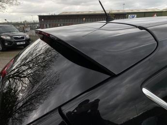 Ford Focus 1.0T EcoBoost Zetec Euro 5 (s/s) 5dr