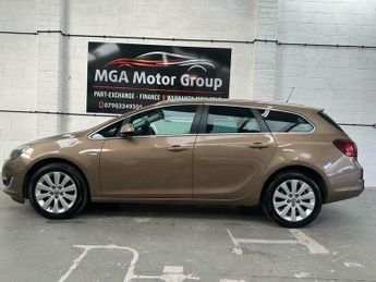 Vauxhall Astra 2.0 CDTi Elite Sports Tourer Auto Euro 5 5dr