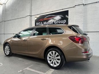 Vauxhall Astra 2.0 CDTi Elite Sports Tourer Auto Euro 5 5dr