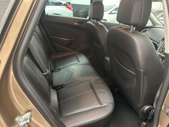 Vauxhall Astra 2.0 CDTi Elite Sports Tourer Auto Euro 5 5dr