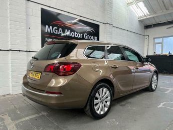 Vauxhall Astra 2.0 CDTi Elite Sports Tourer Auto Euro 5 5dr