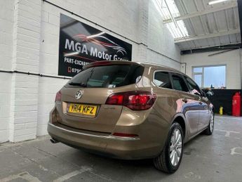 Vauxhall Astra 2.0 CDTi Elite Sports Tourer Auto Euro 5 5dr