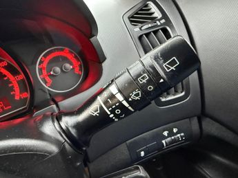 Kia Ceed 1.6 CRDi 2 Sports Wagon Auto Euro 5 5dr