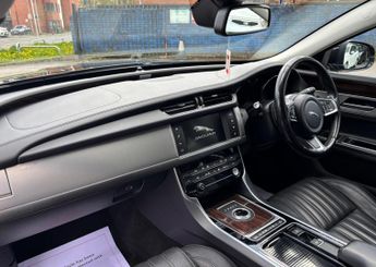Jaguar XF 2.0d Portfolio Auto Euro 6 (s/s) 4dr
