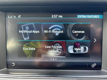 Jaguar XF 2.0d Portfolio Auto Euro 6 (s/s) 4dr