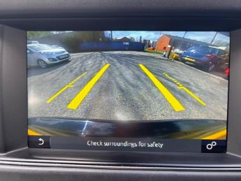 Jaguar XF 2.0d Portfolio Auto Euro 6 (s/s) 4dr