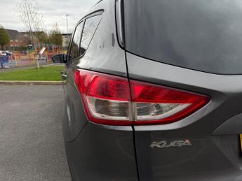 Ford Kuga 2.0 TDCi Titanium SUV 5dr Diesel Powershift AWD Euro 5 (163 ps)