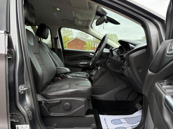 Ford Kuga 2.0 TDCi Titanium SUV 5dr Diesel Powershift AWD Euro 5 (163 ps)