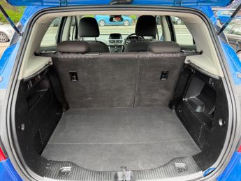 Vauxhall Mokka 1.6 CDTi Tech Line SUV 5dr Diesel Auto 2WD Euro 6 (136 ps)