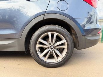 Hyundai Santa Fe 2.2 CRDi Premium Auto 4WD Euro 5 5dr (5 seat)