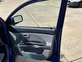 Kia Picanto 1.1 LX 5dr