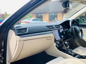 Skoda Superb 2.0 TDI SE L Executive DSG Euro 6 (s/s) 5dr