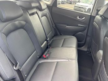 Hyundai Kona 64kWh Ultimate SUV 5dr Electric Auto (10.5kW Charger) (204 ps)
