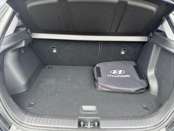 Hyundai Kona 64kWh Ultimate SUV 5dr Electric Auto (10.5kW Charger) (204 ps)