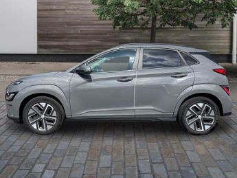 Hyundai Kona 64kWh Ultimate SUV 5dr Electric Auto (10.5kW Charger) (204 ps)