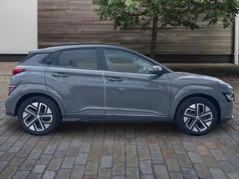 Hyundai Kona 64kWh Ultimate SUV 5dr Electric Auto (10.5kW Charger) (204 ps)