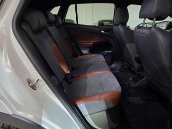 Volkswagen ID.4 Pro Performance 77kWh 1ST Edition Auto 5dr
