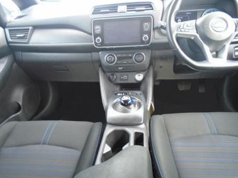 Nissan Leaf 39kWh Acenta Auto 5dr