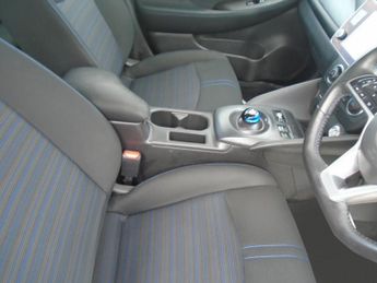 Nissan Leaf 39kWh Acenta Auto 5dr