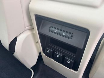 Land Rover Discovery Sport 2.0 TD4 HSE Luxury Auto 4WD Euro 6 (s/s) 5dr