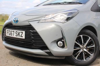 Toyota Yaris 1.5 VVT-h Icon Tech E-CVT Euro 6 (s/s) 5dr