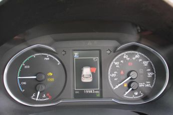 Toyota Yaris 1.5 VVT-h Icon Tech E-CVT Euro 6 (s/s) 5dr