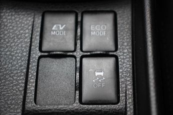 Toyota Yaris 1.5 VVT-h Icon Tech E-CVT Euro 6 (s/s) 5dr