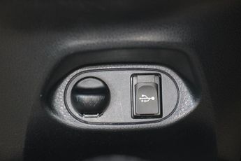 Toyota Yaris 1.5 VVT-h Icon Tech E-CVT Euro 6 (s/s) 5dr