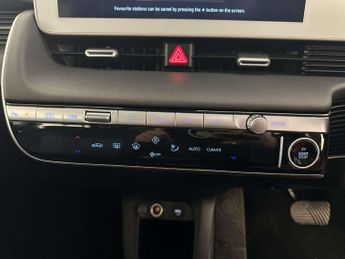 Hyundai IONIQ 5 58kWh SE Connect Hatchback 5dr Electric Auto (170 ps)