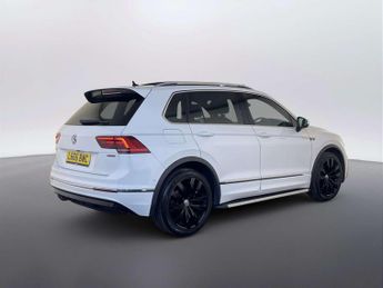 Volkswagen Tiguan 2.0 TDI R-Line Tech SUV 5dr Diesel DSG 4Motion Euro 6 (s/s) (150