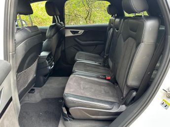 Audi Q7 3.0 TDI V6 S line Tiptronic quattro Euro 6 (s/s) 5dr