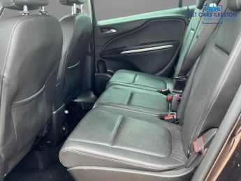Vauxhall Zafira Tourer 1.4i Turbo SRi Nav Euro 6 5dr