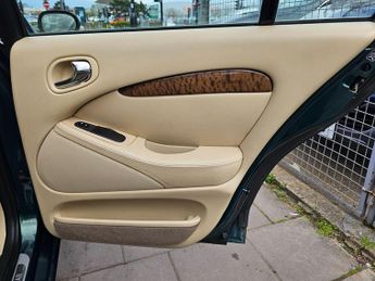 Jaguar S-Type 3.0 V6 SE 4dr