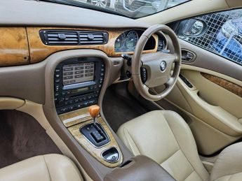 Jaguar S-Type 3.0 V6 SE 4dr