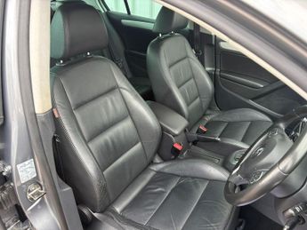 Volkswagen Golf 2.0 TDI GT (Leather) DSG Euro 5 5dr