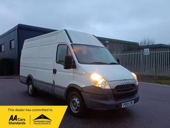 Iveco Daily 2.3 TD 11V 35S L2 H2 4dr